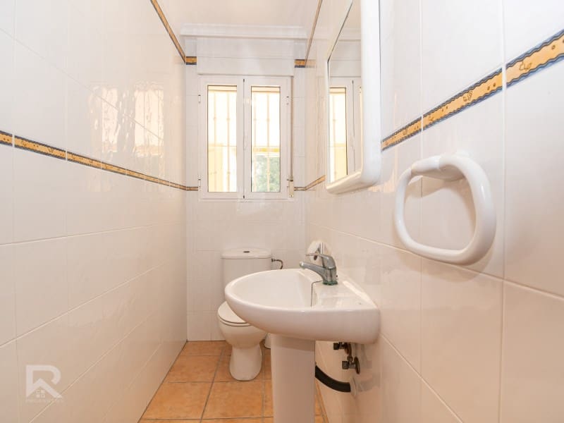 4 camera da letto Villetta Bifamiliare in vendita in Miramar con garage - 298.000 € (Rif: 9651830)