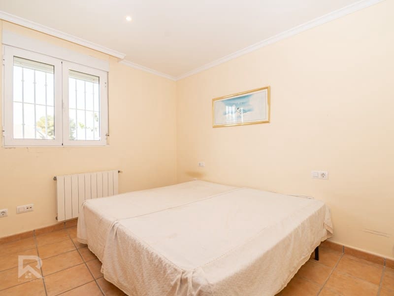 4 camera da letto Villetta Bifamiliare in vendita in Miramar con garage - 298.000 € (Rif: 9651830)