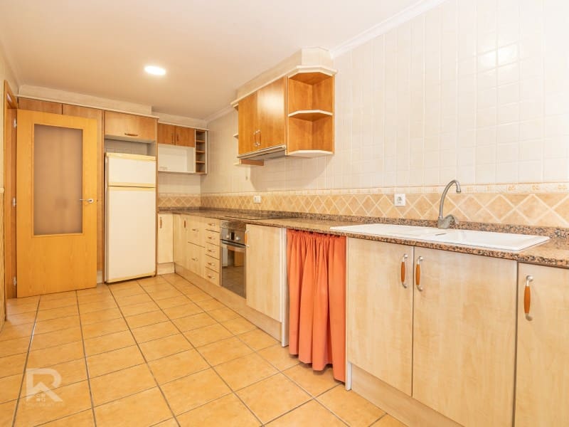 4 camera da letto Villetta Bifamiliare in vendita in Miramar con garage - 298.000 € (Rif: 9651830)