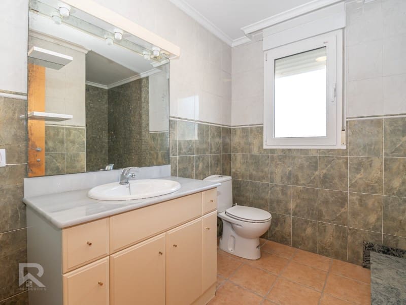 4 camera da letto Villetta Bifamiliare in vendita in Miramar con garage - 298.000 € (Rif: 9651830)