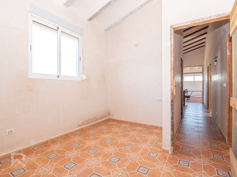 13 sypialnia Willa na sprzedaż w Llutxent z garażem - 485 000 € (Ref: 9784539)