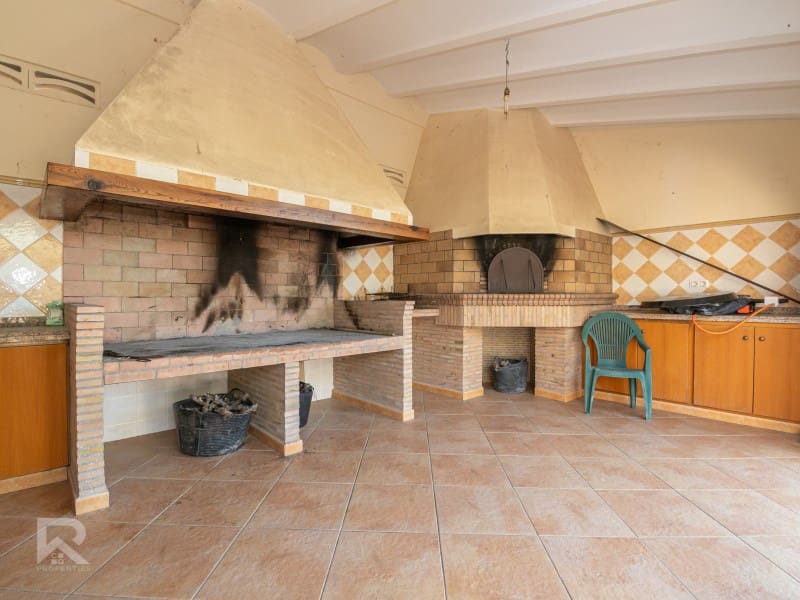 13 sypialnia Willa na sprzedaż w Llutxent z garażem - 485 000 € (Ref: 9784539)