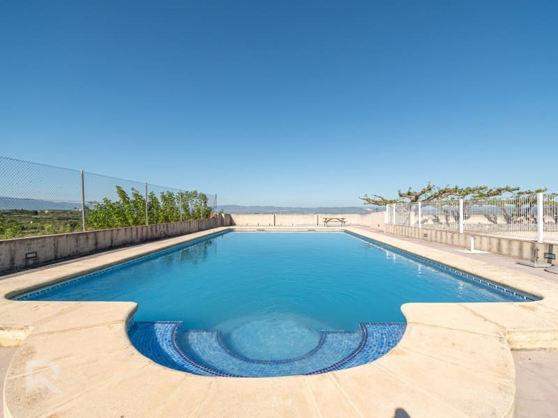 13 sypialnia Willa na sprzedaż w Llutxent z garażem - 485 000 € (Ref: 9784539)