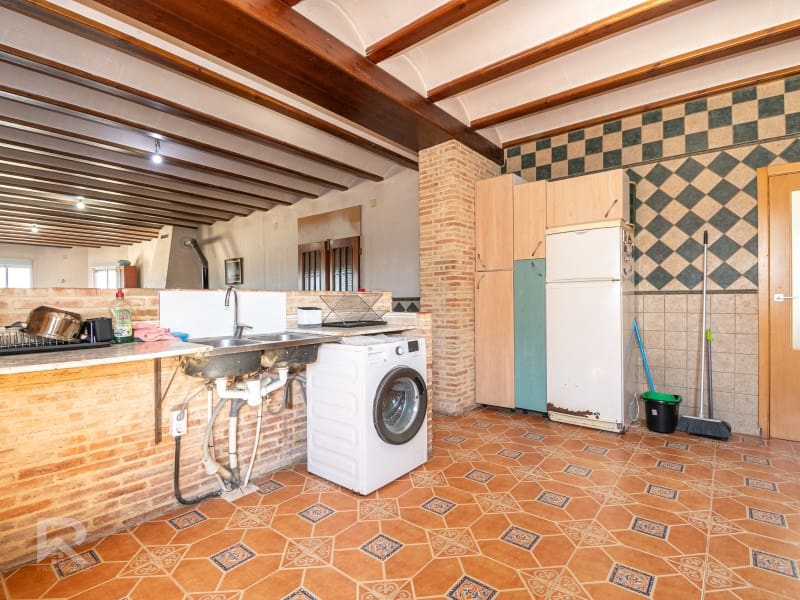 13 sypialnia Willa na sprzedaż w Llutxent z garażem - 485 000 € (Ref: 9784539)