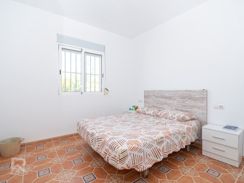 13 sypialnia Willa na sprzedaż w Llutxent z garażem - 485 000 € (Ref: 9784539)