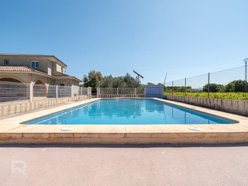 13 sypialnia Willa na sprzedaż w Llutxent z garażem - 485 000 € (Ref: 9784539)