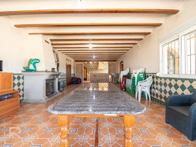 13 sypialnia Willa na sprzedaż w Llutxent z garażem - 485 000 € (Ref: 9784539)