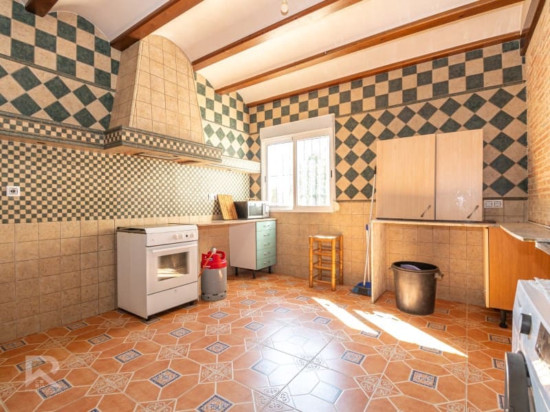 13 sypialnia Willa na sprzedaż w Llutxent z garażem - 485 000 € (Ref: 9784539)