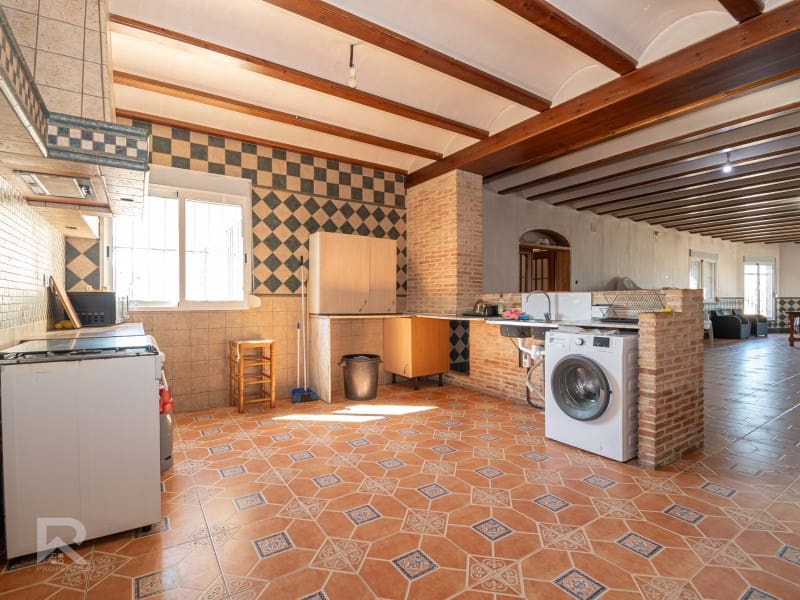 13 sypialnia Willa na sprzedaż w Llutxent z garażem - 485 000 € (Ref: 9784539)