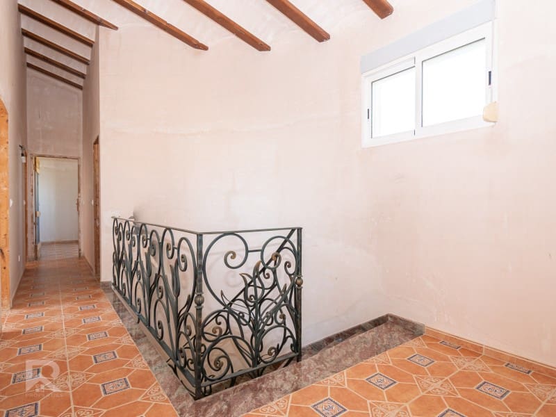 13 sypialnia Willa na sprzedaż w Llutxent z garażem - 485 000 € (Ref: 9784539)