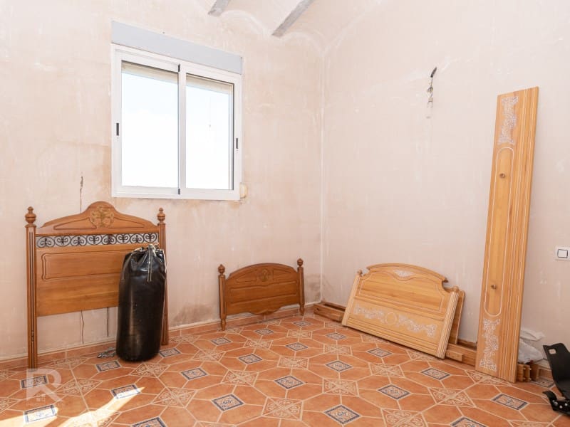 13 sypialnia Willa na sprzedaż w Llutxent z garażem - 485 000 € (Ref: 9784539)