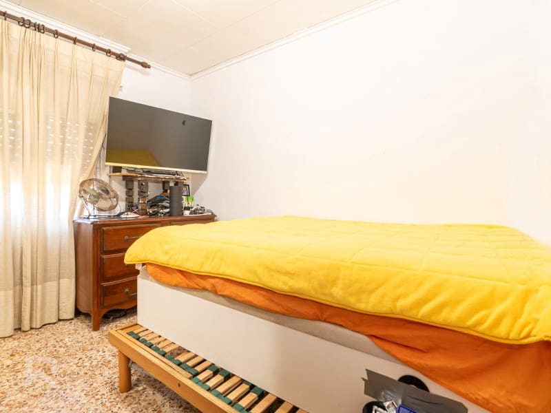 Chalet de 4 habitaciones en Gandia en venta con piscina garaje - 299.000 € (Ref: 9892449)