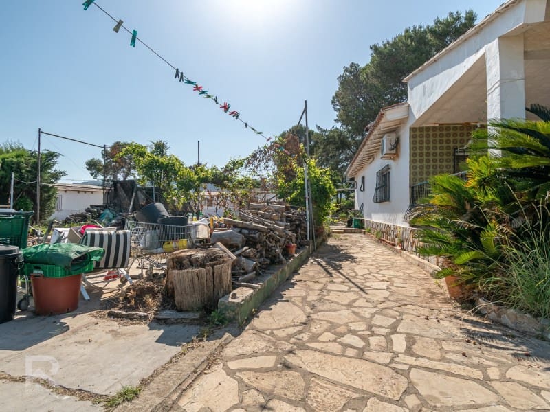 Chalet de 4 habitaciones en Gandia en venta con piscina garaje - 299.000 € (Ref: 9892449)