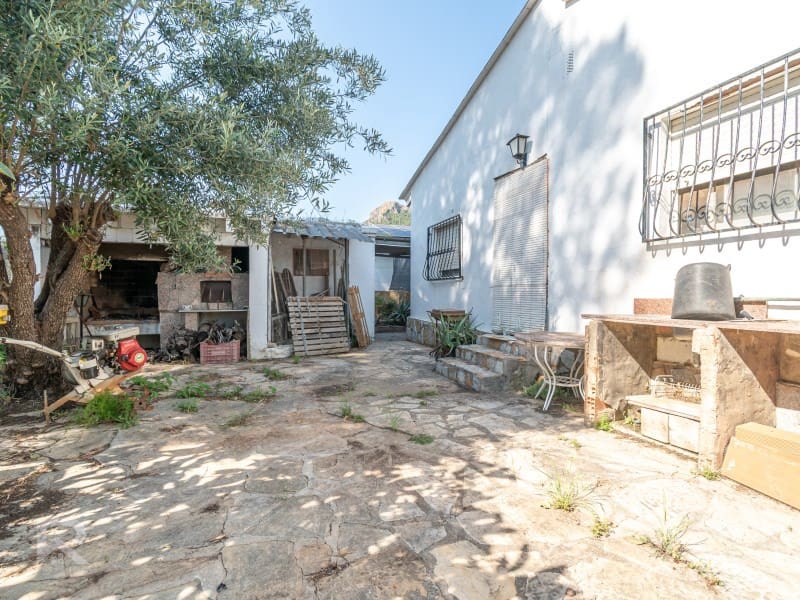 Chalet de 4 habitaciones en Gandia en venta con piscina garaje - 299.000 € (Ref: 9892449)