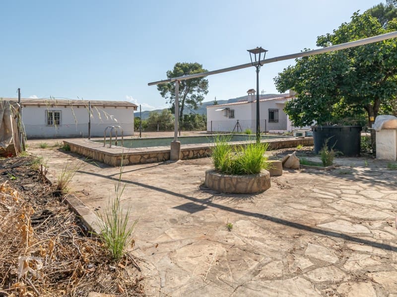 Chalet de 4 habitaciones en Gandia en venta con piscina garaje - 299.000 € (Ref: 9892449)