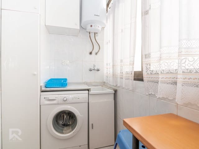 4 slaapkamer Flat te koop in Gandia met garage - € 169.000 (Ref: 9915913)