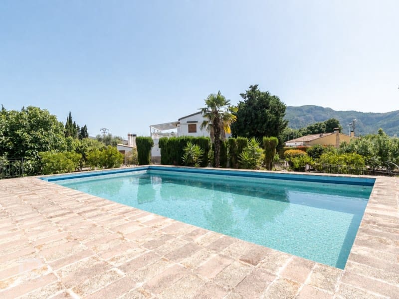 5 sypialnia Willa na sprzedaż w Gandia z basenem garażem - 368 000 € (Ref: 9922377)