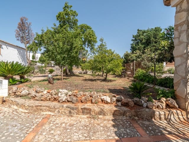 5 sypialnia Willa na sprzedaż w Gandia z basenem garażem - 368 000 € (Ref: 9922377)