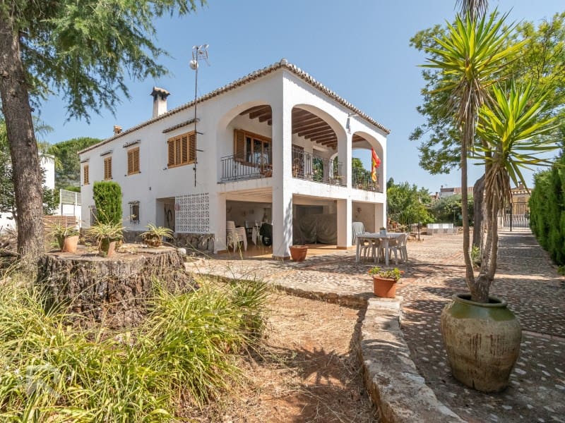 5 sypialnia Willa na sprzedaż w Gandia z basenem garażem - 368 000 € (Ref: 9922377)