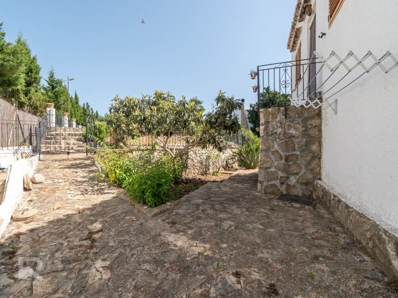 5 sypialnia Willa na sprzedaż w Gandia z basenem garażem - 368 000 € (Ref: 9922377)