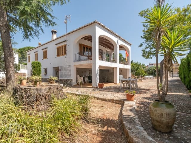 5 sypialnia Willa na sprzedaż w Gandia z basenem garażem - 368 000 € (Ref: 9922377)
