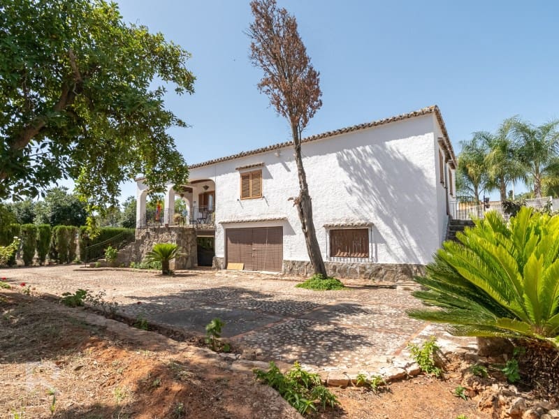 5 sypialnia Willa na sprzedaż w Gandia z basenem garażem - 368 000 € (Ref: 9922377)