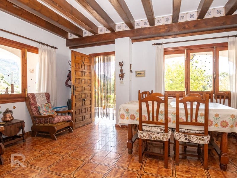 5 sypialnia Willa na sprzedaż w Gandia z basenem garażem - 368 000 € (Ref: 9922377)