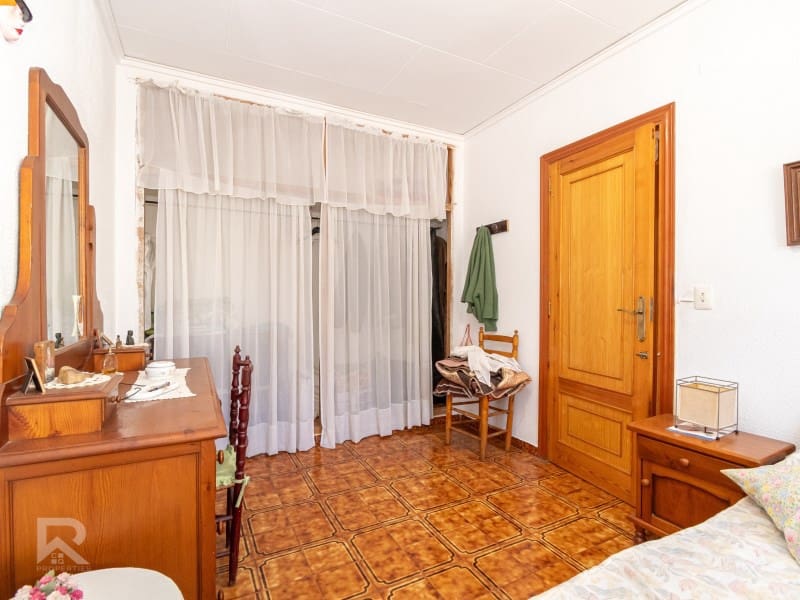 5 sypialnia Willa na sprzedaż w Gandia z basenem garażem - 368 000 € (Ref: 9922377)