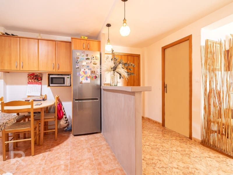 4 soveværelse Lejlighed til salg i Llutxent - € 138.000 (Ref: 9929068)