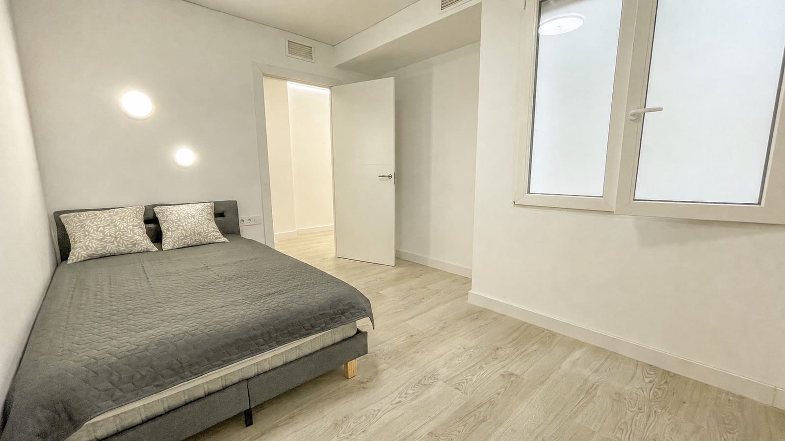 2 slaapkamer Appartement te koop in Torrevieja - € 265.000 (Ref: 10005008)