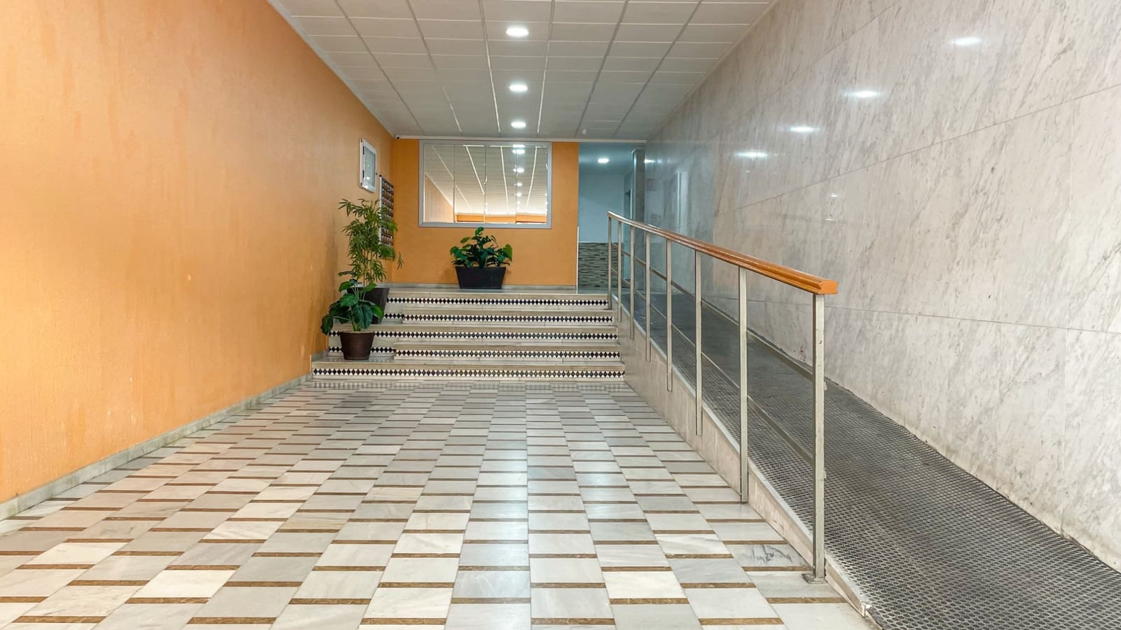 2 slaapkamer Appartement te koop in Torrevieja - € 265.000 (Ref: 10005008)
