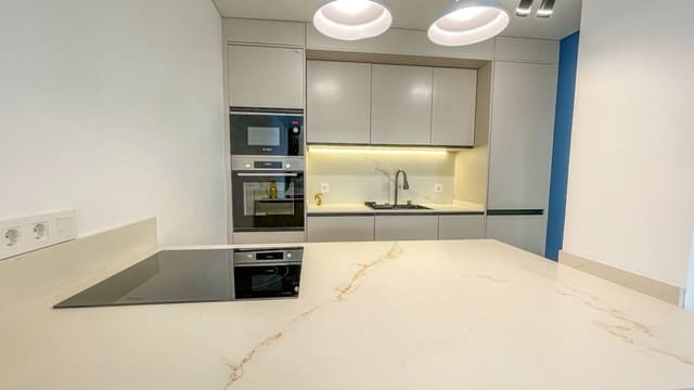 2 slaapkamer Appartement te koop in Playa del Acequión, Torrevieja - € 265.000 (Ref: 10005008)