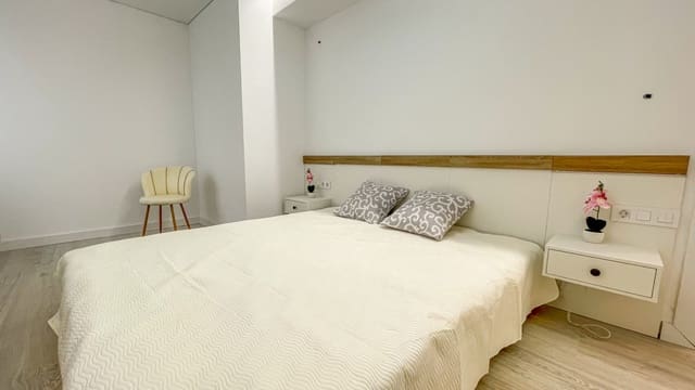 2 slaapkamer Appartement te koop in Playa del Acequión, Torrevieja - € 265.000 (Ref: 10005008)