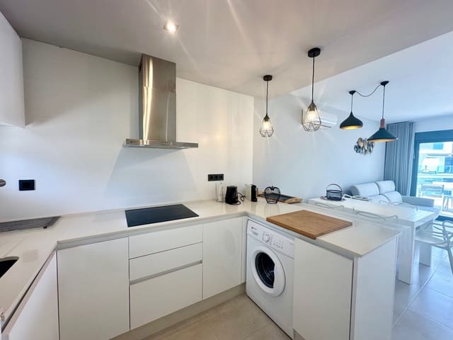 Apartamento de 3 habitaciones en El Raso, Guardamar del Segura en venta con piscina garaje - 299.995 € (Ref: 10005009)