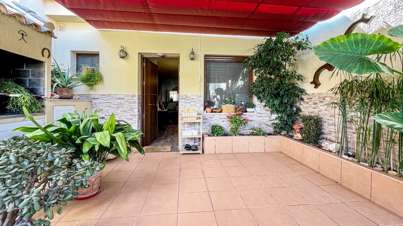 3 bedroom Townhouse for sale in Los Balcones - € 320,000 (Ref: 10005011)
