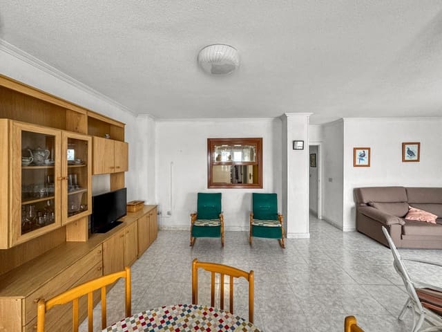 3 bedroom Beach Apartment for sale in Playa de los Locos, Torrevieja with garage - € 375,000 (Ref: 10005017)