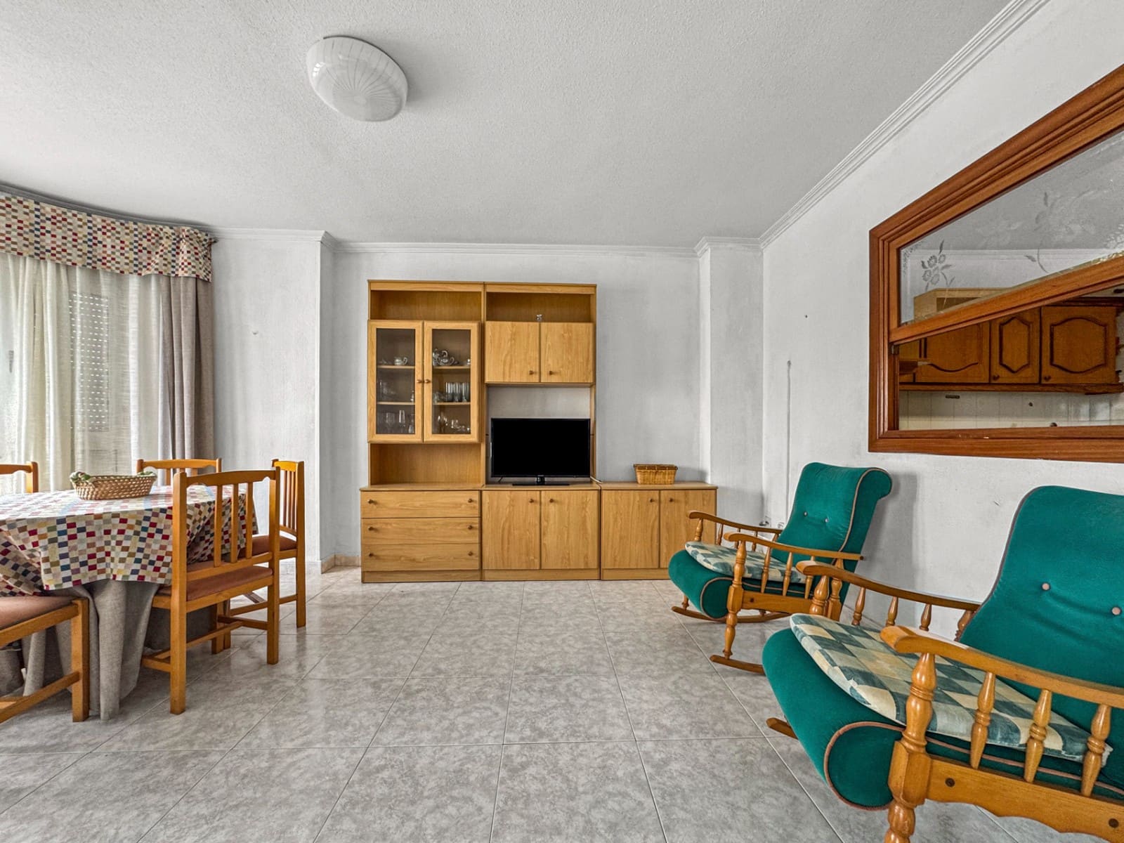 3 bedroom Beach Apartment for sale in Torrevieja with garage - € 375,000 (Ref: 10005017)