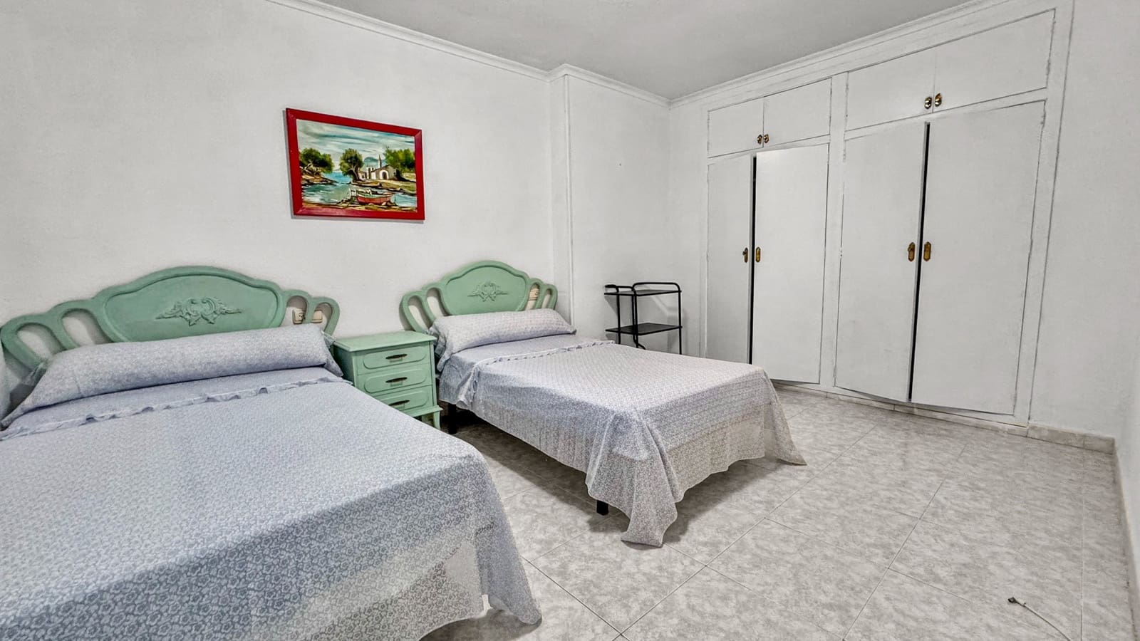 3 bedroom Beach Apartment for sale in Torrevieja with garage - € 375,000 (Ref: 10005017)