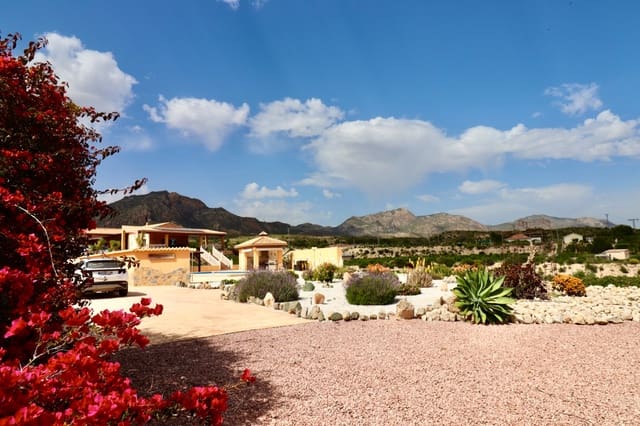 4 chambre Finca/Maison de Campagne à vendre à Albatera avec piscine garage - 540 000 € (Ref: 10005018)