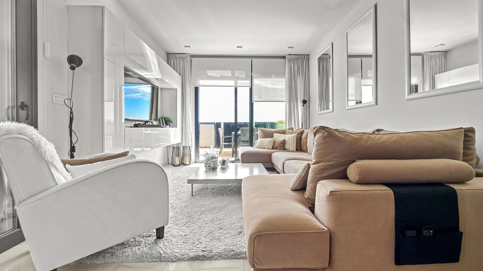 3 bedroom Apartment for sale in Playa Flamenca with pool - € 450,000 (Ref: 10005020)