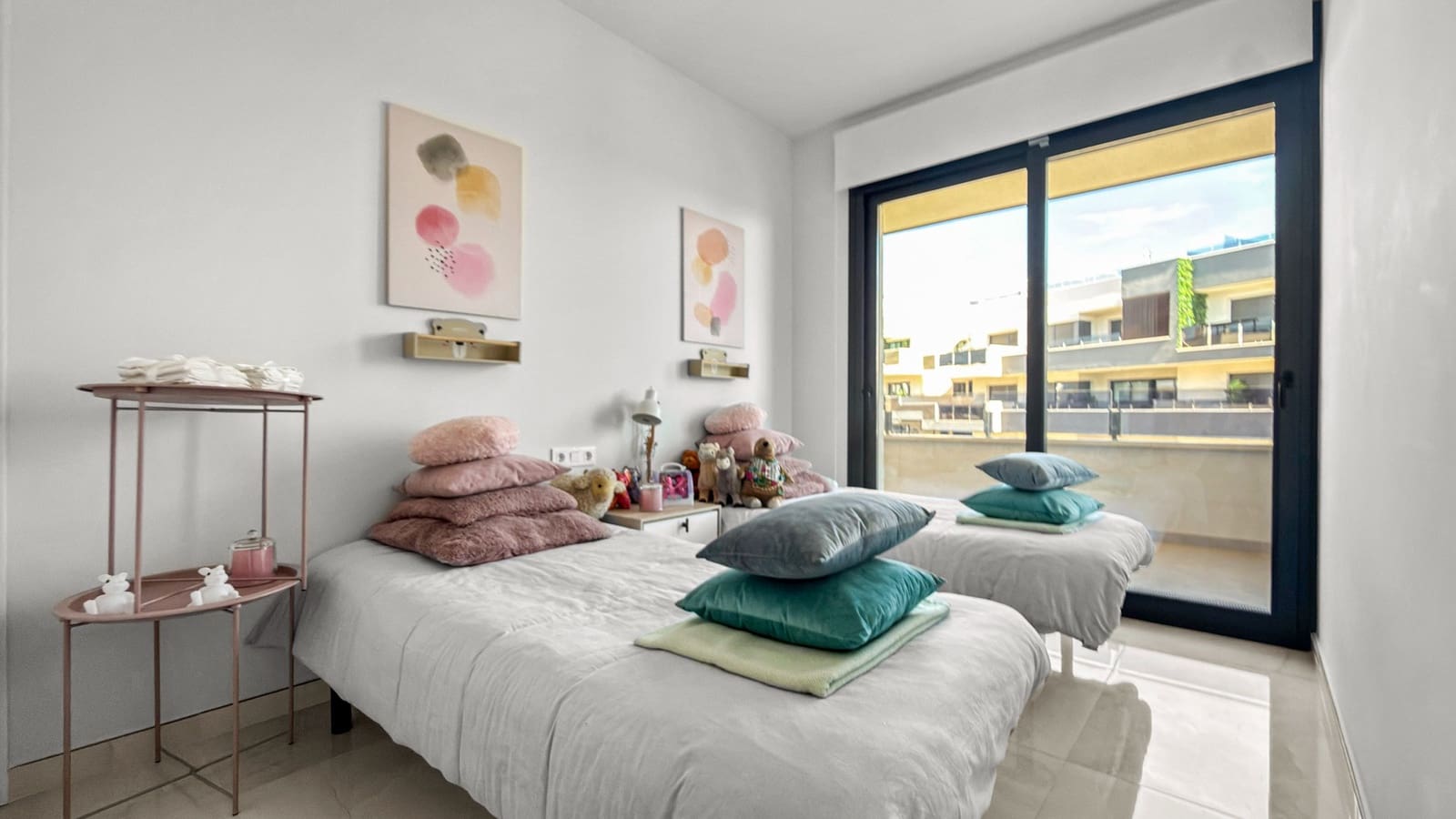 3 bedroom Apartment for sale in Playa Flamenca with pool - € 450,000 (Ref: 10005020)