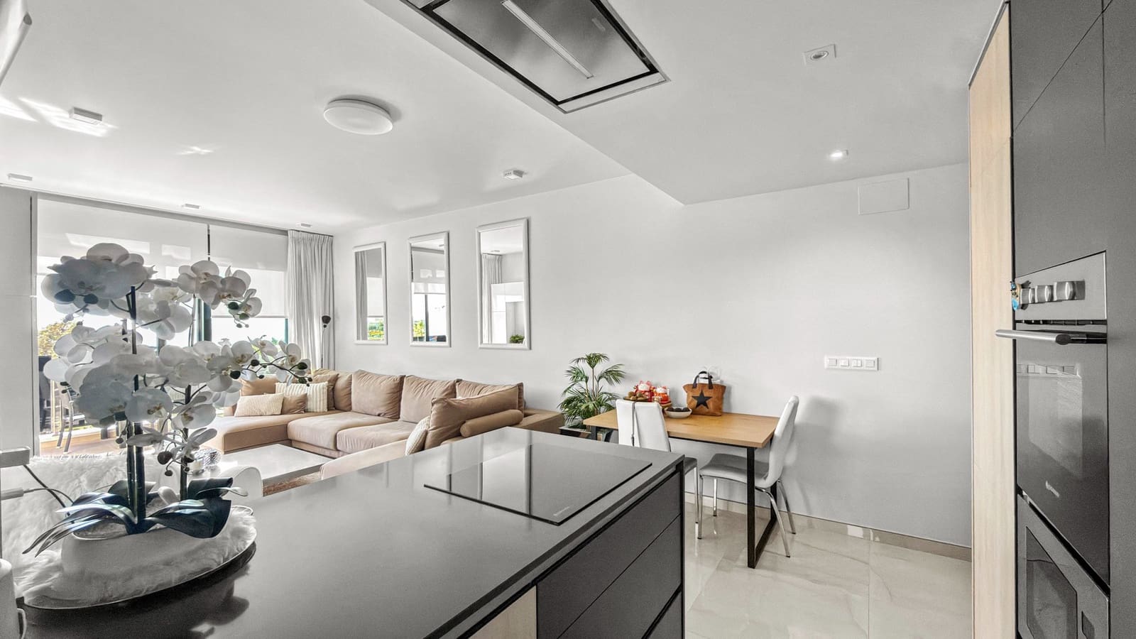 3 bedroom Apartment for sale in Playa Flamenca with pool - € 450,000 (Ref: 10005020)
