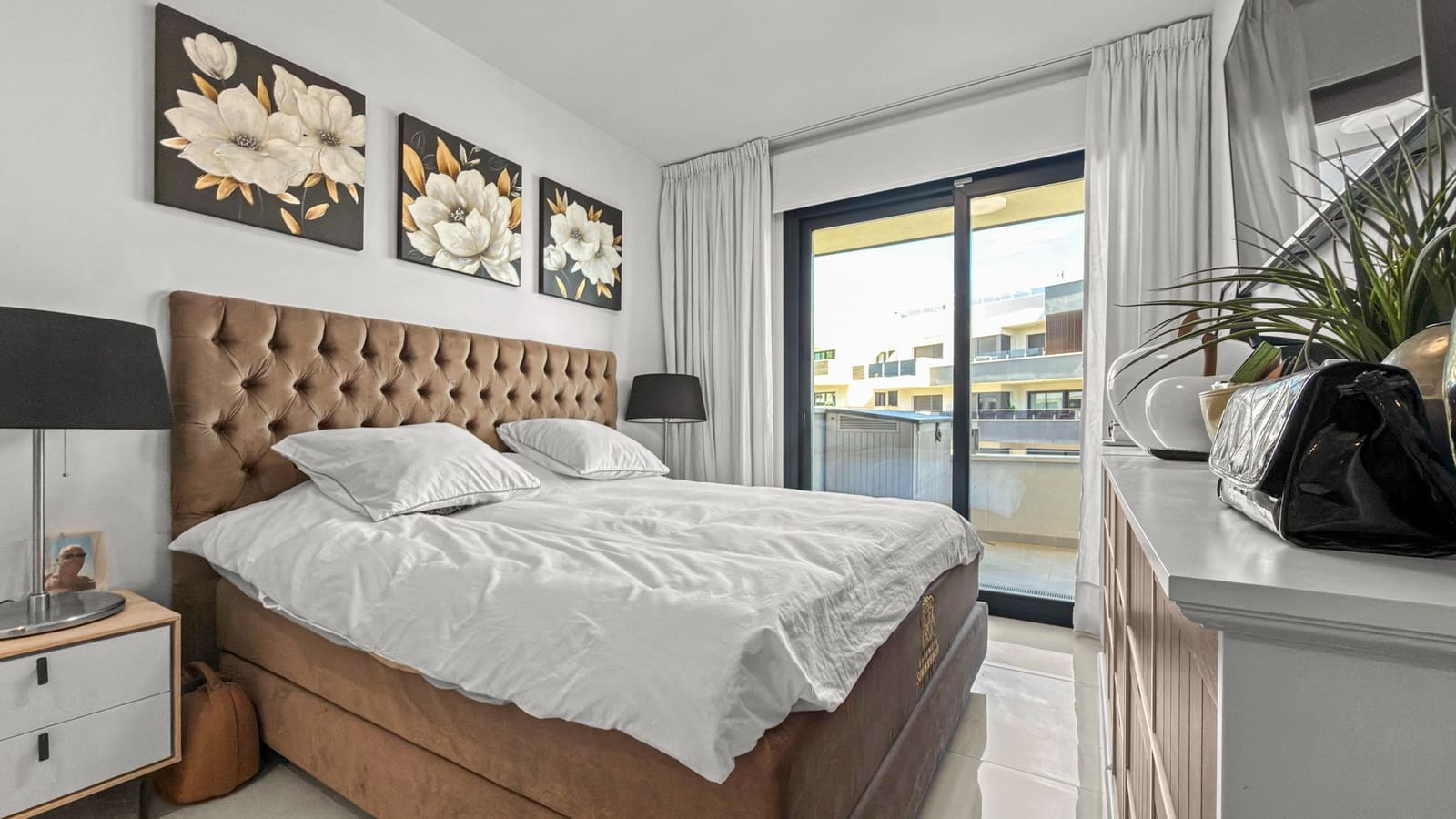 3 bedroom Apartment for sale in Playa Flamenca with pool - € 450,000 (Ref: 10005020)