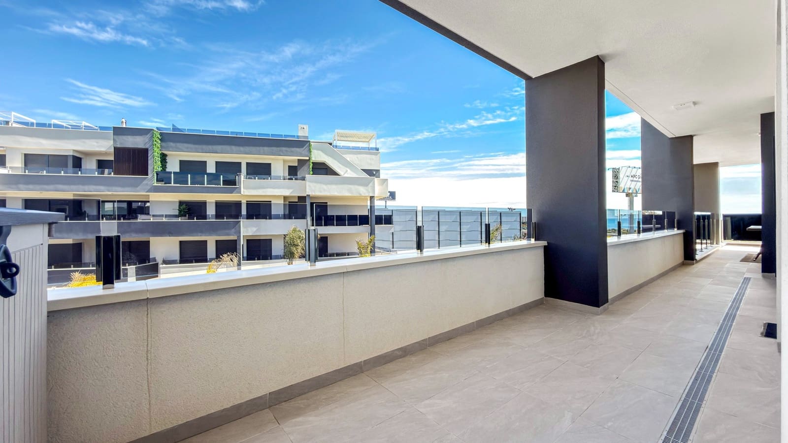 3 bedroom Apartment for sale in Playa Flamenca with pool - € 450,000 (Ref: 10005020)