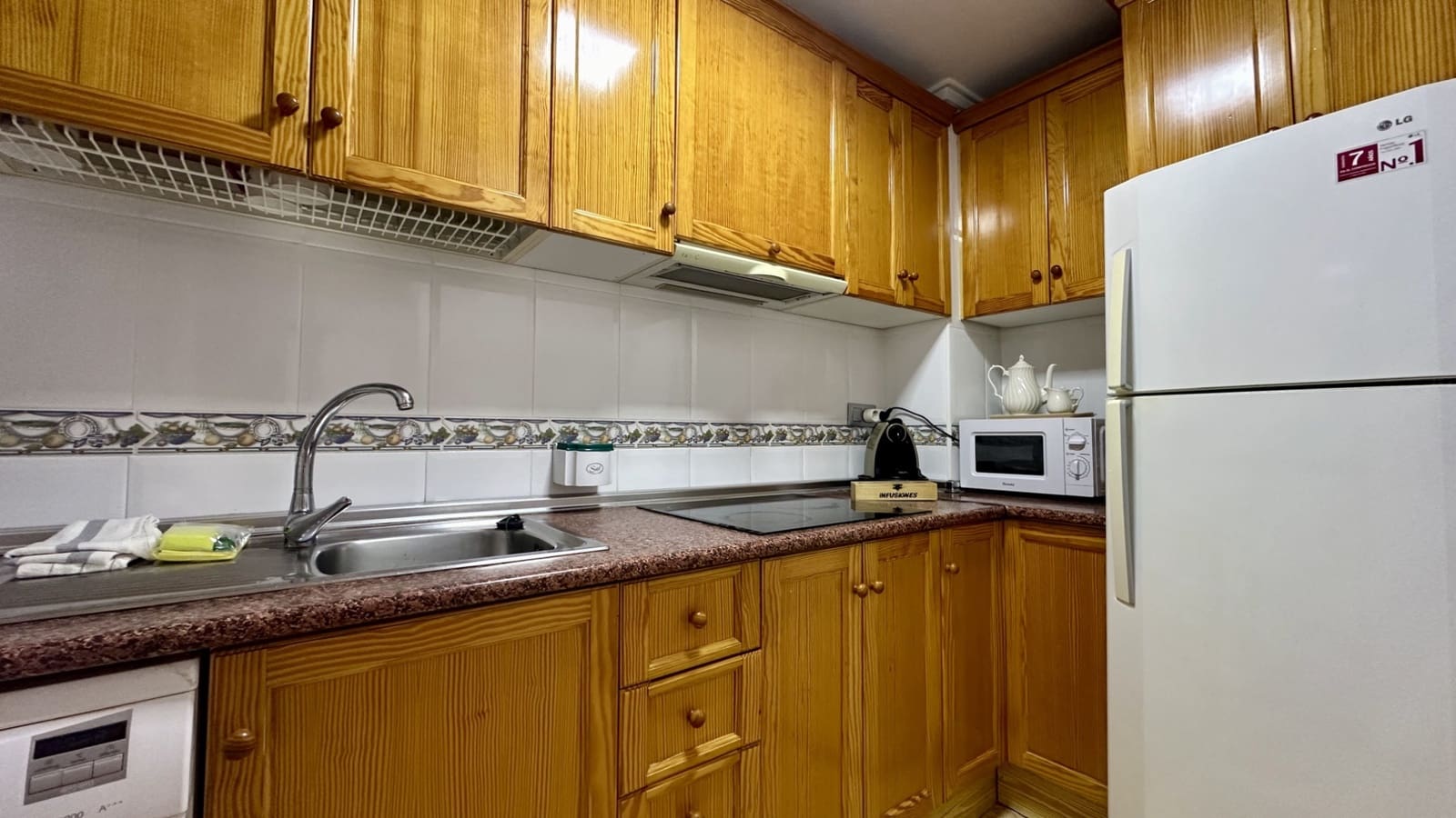2 bedroom Apartment for sale in Torrevieja - € 159,000 (Ref: 10005024)