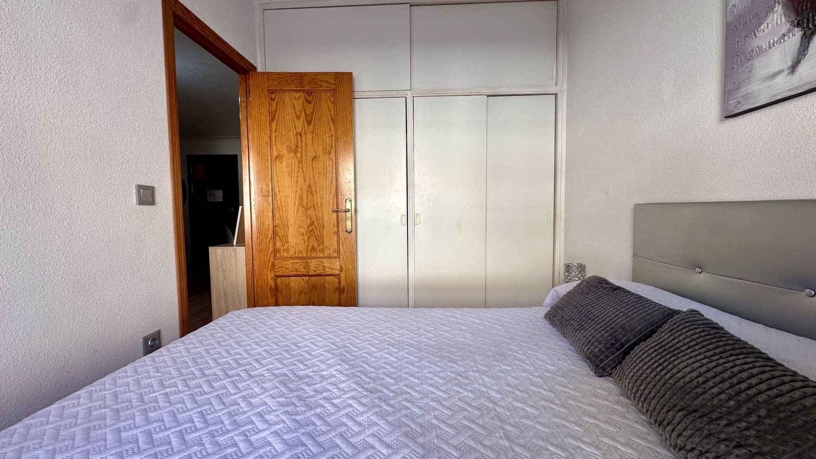 2 bedroom Apartment for sale in Torrevieja - € 159,000 (Ref: 10005024)