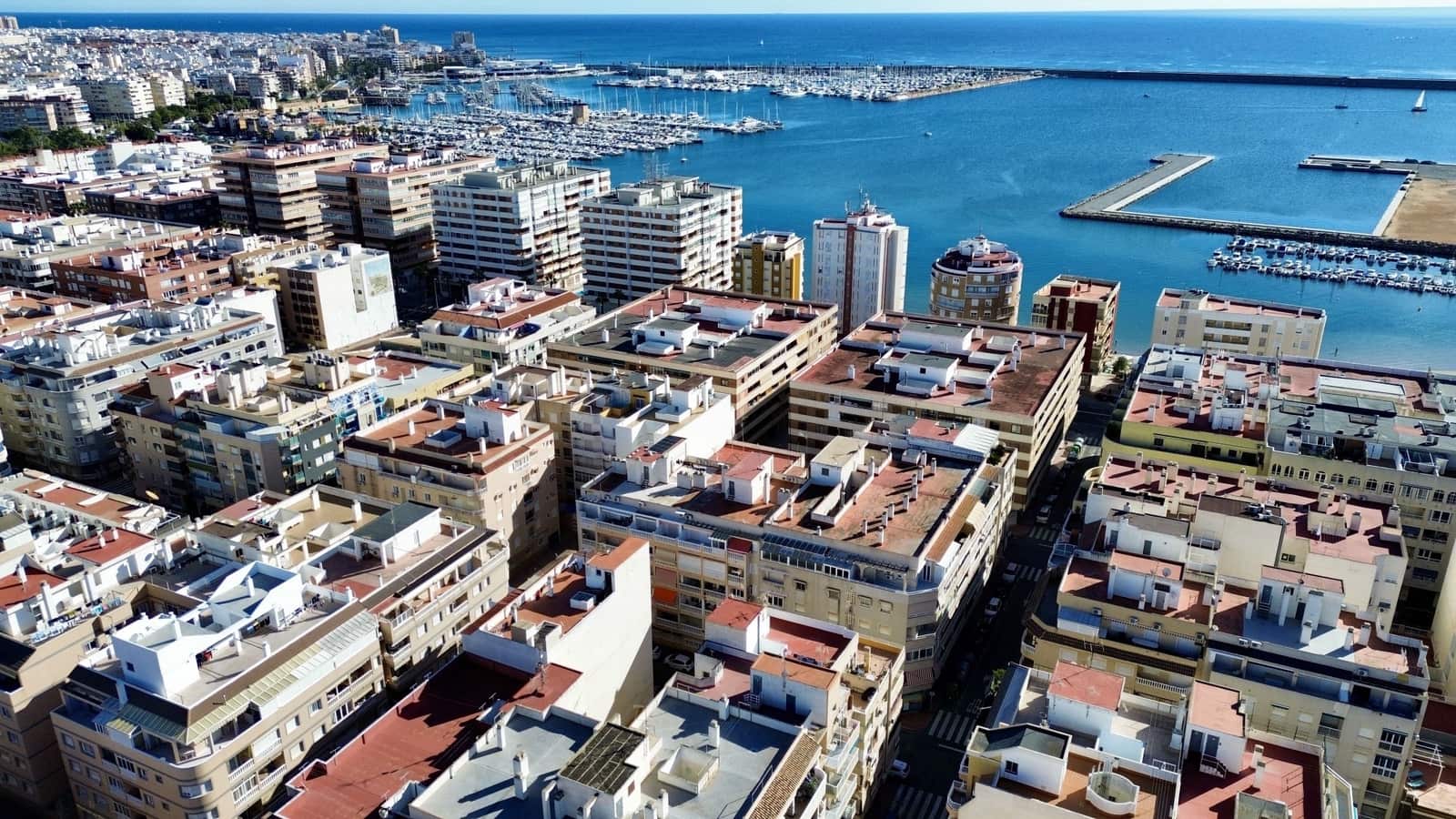 2 bedroom Apartment for sale in Torrevieja - € 159,000 (Ref: 10005024)