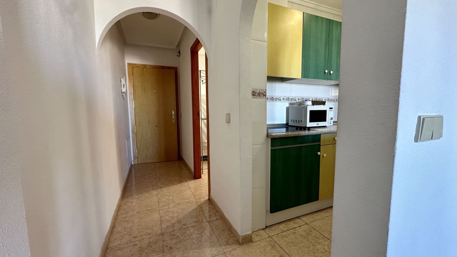 2 bedroom Apartment for sale in Torrevieja with pool - € 148,500 (Ref: 10005025)