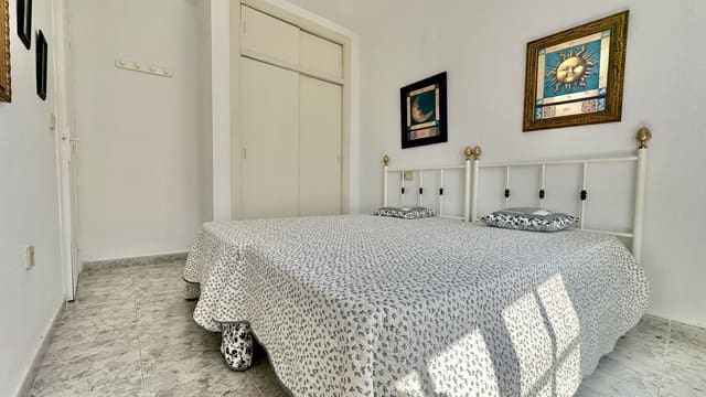 2 bedroom Apartment for sale in Playa Flamenca, Orihuela with pool - € 139,000 (Ref: 10005028)
