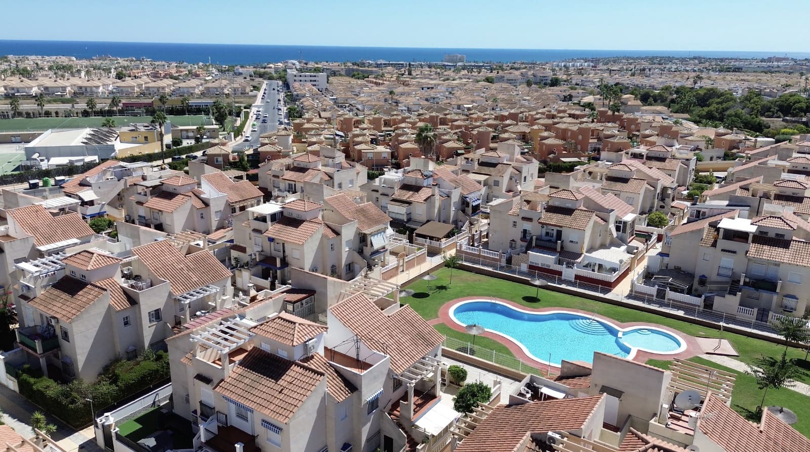 2 sovrum Lägenhet till salu i Playa Flamenca med pool - 139 000 € (Ref: 10005028)
